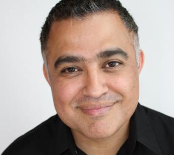 Headshot Alvaro Saar Rios